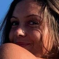 Abby Busick Nøgen