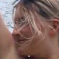 AbiEvelyn Nøgen