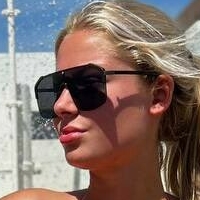 AddisonRubyMay Nøgen