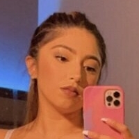 Adriana Skye Nøgen