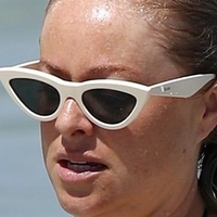 Airlie Walsh Nøgen