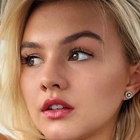 Alana Boden Nøgen