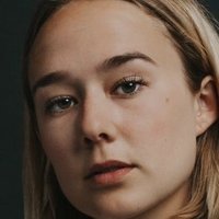 Alba August Nøgen