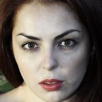 Alejandra Urdiaín Nøgen