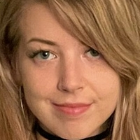 alexa-kiss Nøgen