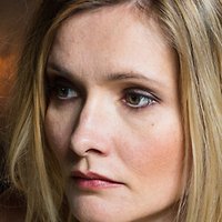 Alexandra Finder Nøgen