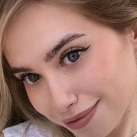 Alexandra Romanova Nøgen