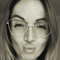 Alexandra Tokay Nøgen