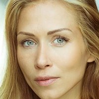 Algina Lipskis Nøgen
