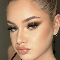 aliciamayer Nøgen
