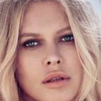 Alicija Ruchala Nøgen