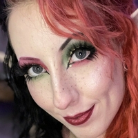 Alieninara Nøgen