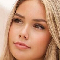 Alina (livewithaliina) Nøgen