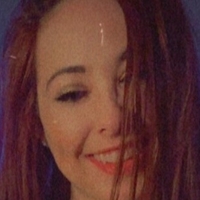 Alisha Wallace Nøgen