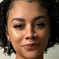 Alix Lapri Nøgen