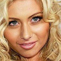 Aly Michalka Nøgen