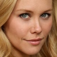 Amanda Baker Nøgen