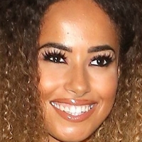 Amber Gill Nøgen