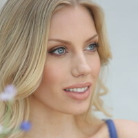 Amber Gregory Nøgen