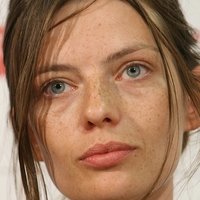 Amelie Daure Nøgen