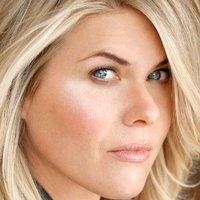 Amy Waller Nøgen