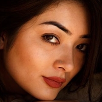 Ana Otani Nøgen