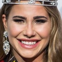 Anahita Rehbein Nøgen