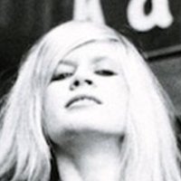 Andrea Feldman Nøgen