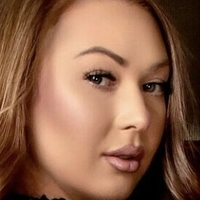 Andrea Larae Nøgen