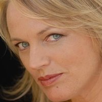 Andrea Sadler Nøgen