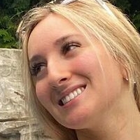 Angelina C Nøgen