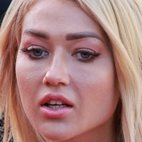 Angelina Kali Nøgen