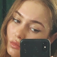 Ania Winiewska Jesteese Nøgen