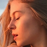annamelody Nøgen