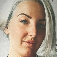 Annie Anarchy Nøgen
