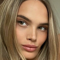 anniewatts Nøgen