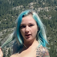April Jayne Nøgen