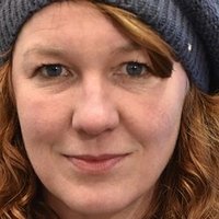 Arielle Moens Nøgen