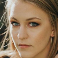 Ava Readdy Nøgen