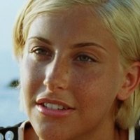Avalon Barrie Nøgen