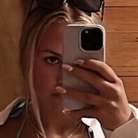 Avery Myers Nøgen
