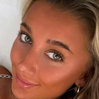 baileylewis1 Nøgen