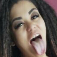 belaysha Nøgen