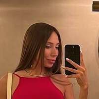 Bella Ciccone Nøgen
