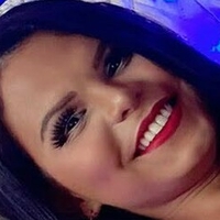 Bella Danis Nøgen