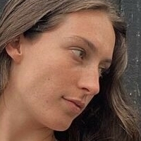 Bella Horwath Nøgen