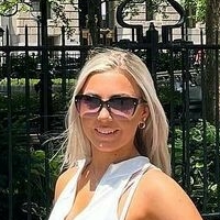 Beth Tucker Nøgen