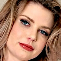 Beverly Hillson Nøgen