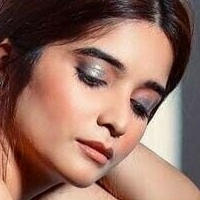 Bhavika Sharma Nøgen