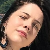 Bia Arantes Nøgen